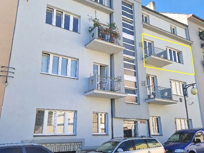 Velký zděný byt 3+kk s balkonem a, 300m od centra Kutné Hory