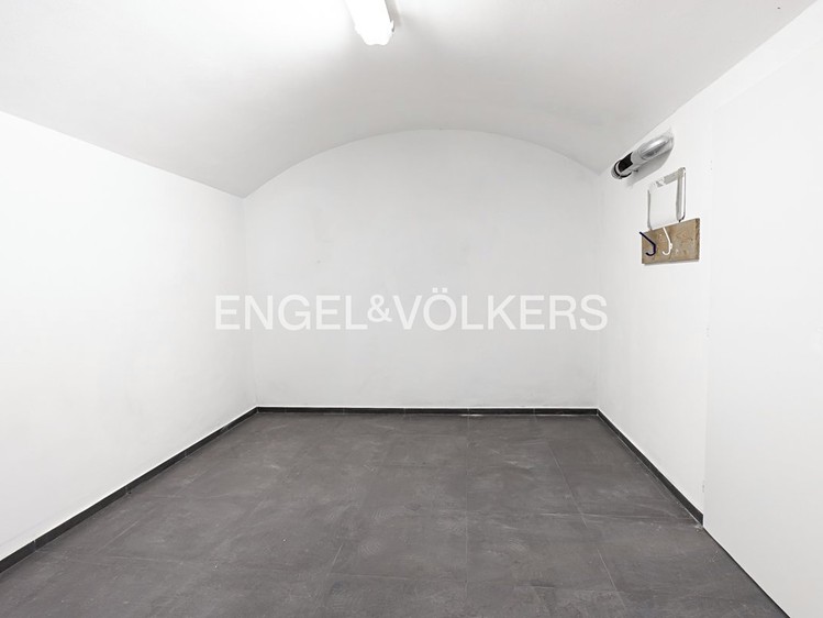 Комерційне приміщення в оренду, 310 м² (9 з 13)