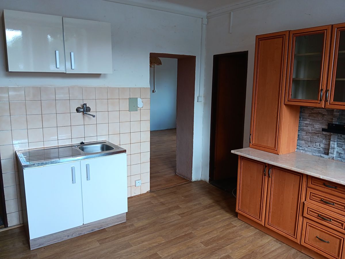Pronájem bytu 3+1 77 m² – fotografie 2