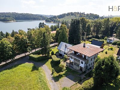 Prodej rodinného domu 365 m², pozemek 481 m²