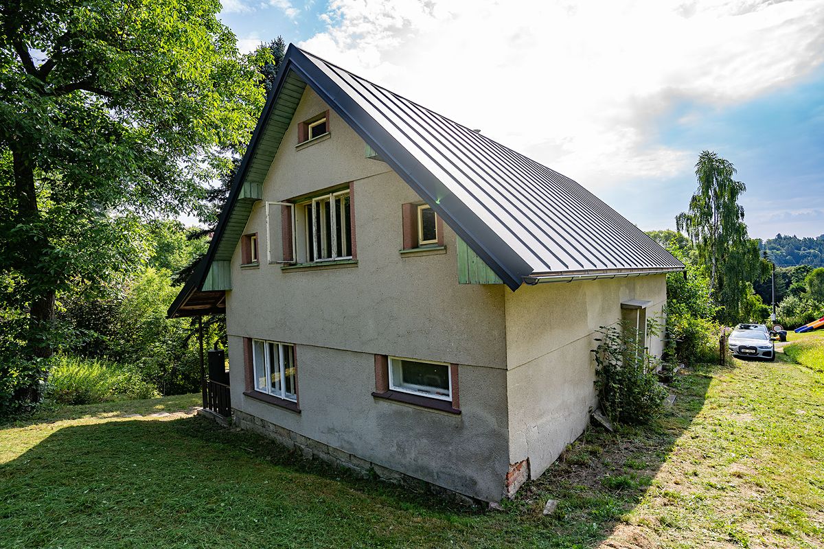 Prodej rodinného domu 346 m², pozemek 450 m² – fotografie 2