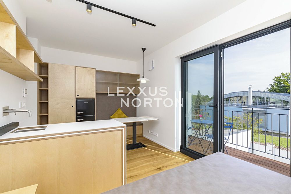 Pronájem bytu 1+kk 27 m²
