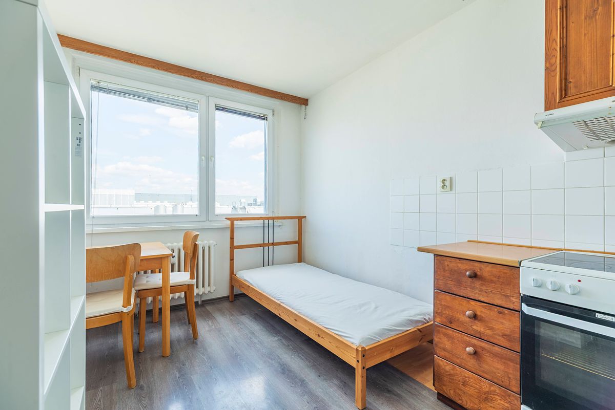 Pronájem bytu pokoje 15 m²