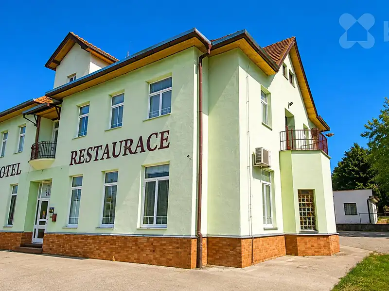 Pronájem ubytovacího zařízení 843 m², Ostrožská Nová Ves – náhled fotky 1