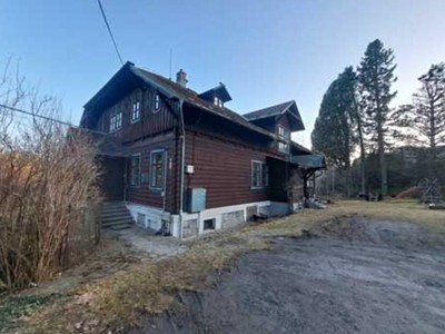 Haus zum Kauf, 297 m² (2 von 25)