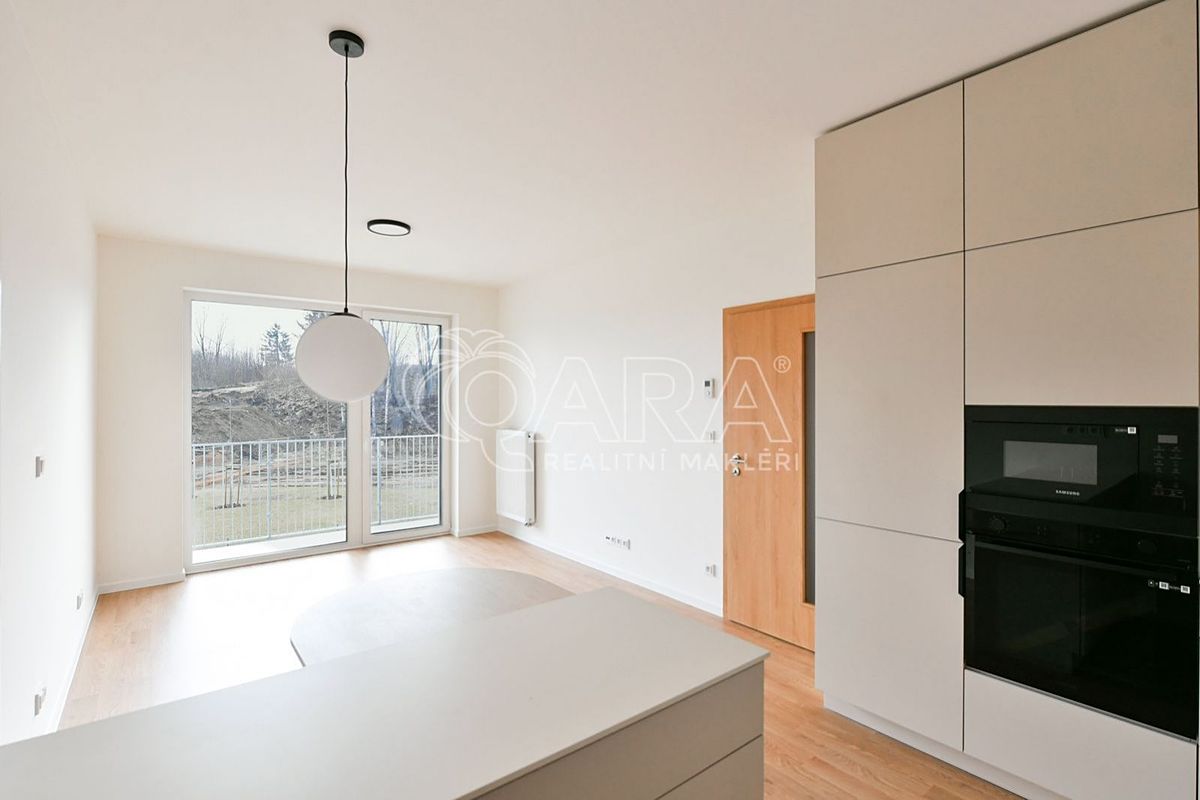 Pronájem bytu 3+kk 73 m²
