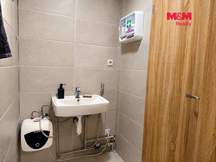 Комерційне приміщення в оренду, 105 м² (5 з 9)