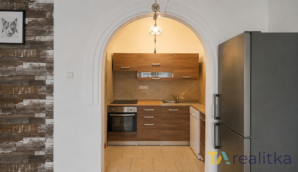 Prodej vícegeneračního domu 200 m², pozemek 344 m² – fotografie 5