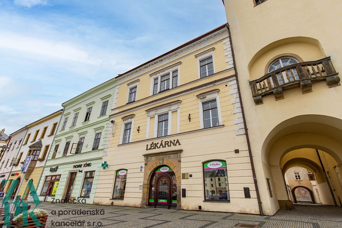 Pronájem bytu 3+kk 82 m²