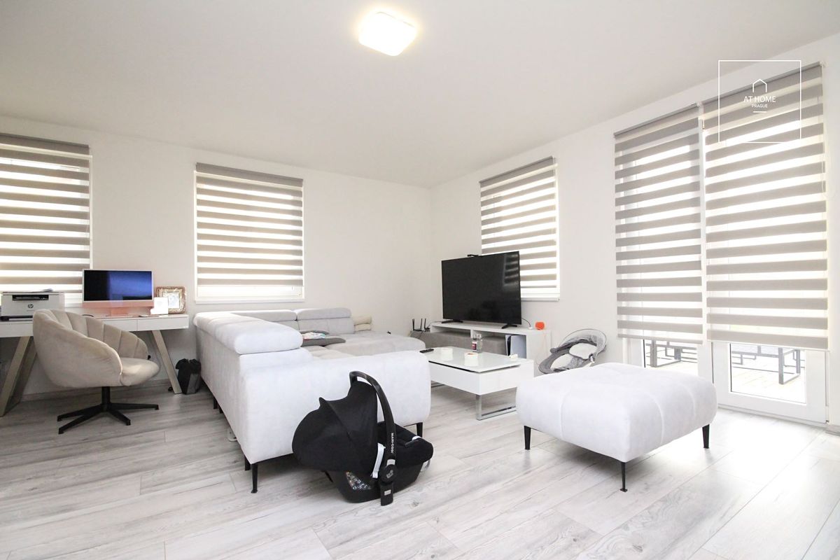 Pronájem rodinného domu 103 m², pozemek 372 m² – fotografie 3