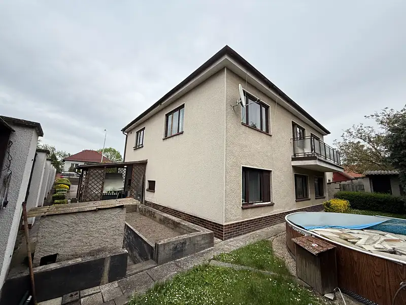 Prodej rodinného domu 140 m², pozemek 626 m², Sadská – náhled fotky 2