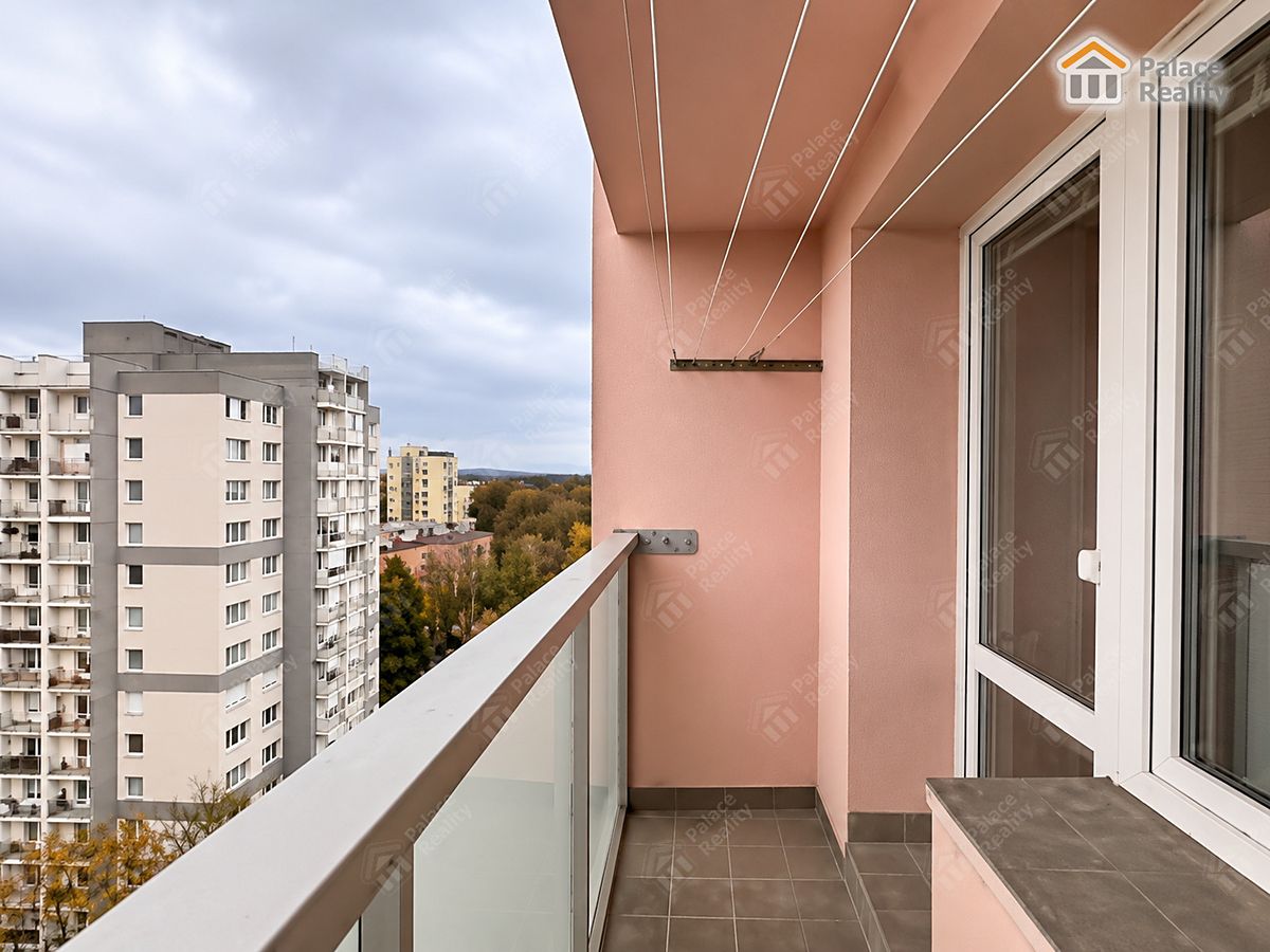 Pronájem bytu 1+kk 32 m² – fotografie 2