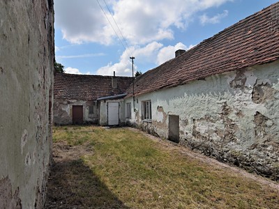 Prodej  rodinného domu 360 m², pozemek 2 936 m²