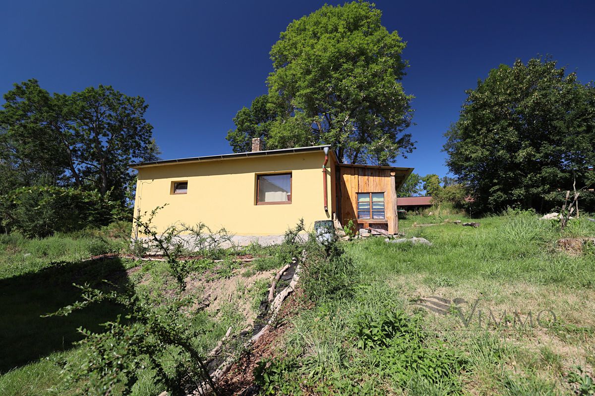 Prodej rodinného domu 85 m², pozemek 452 m² – fotografie 2