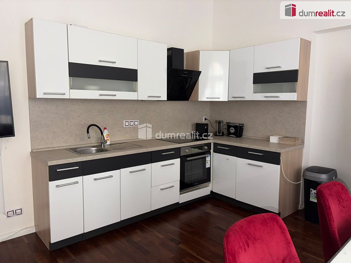 Pronájem bytu 3+kk 75 m² – fotografie 3