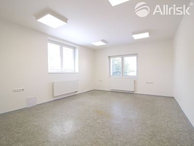 Pronájem kanceláře 173 m²