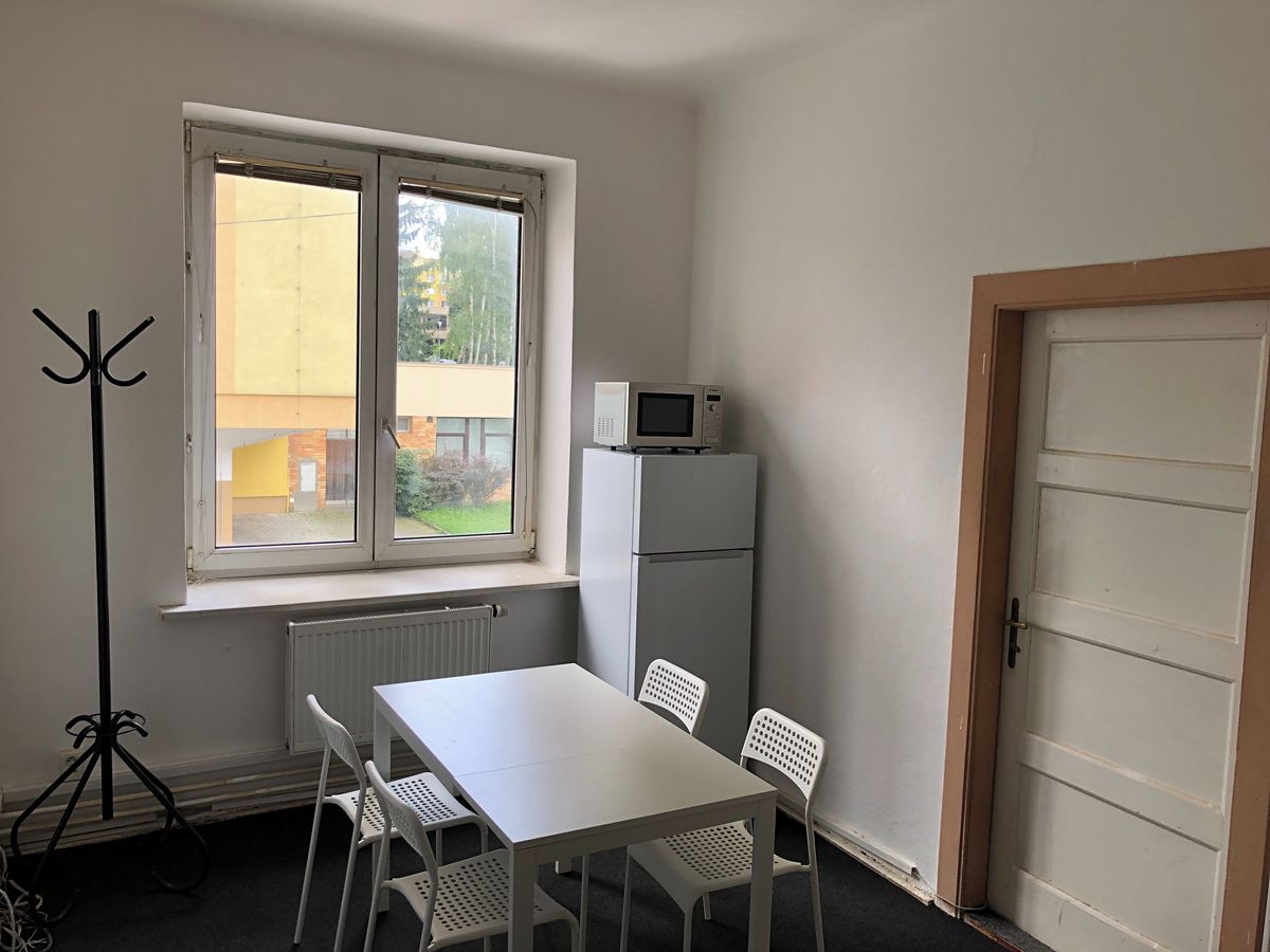 Pronájem bytu pokoje 16 m² – fotografie 4