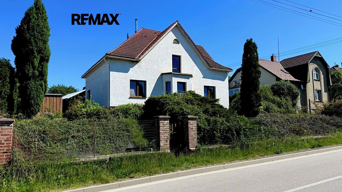 Prodej rodinného domu 129 m², pozemek 882 m²