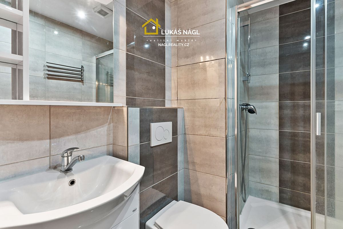 Pronájem bytu 2+kk 36 m² – fotografie 5