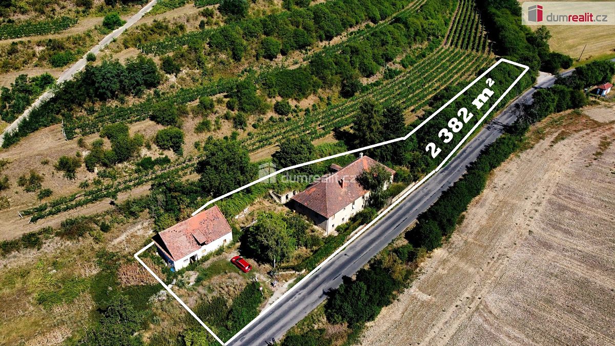 Prodej zemědělské usedlosti 300 m², pozemek 2382 m²