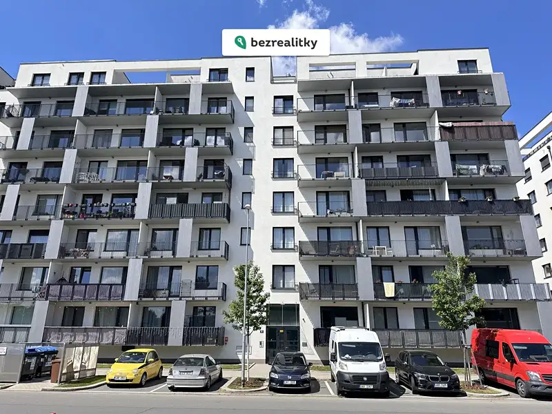Prodej bytu 1+kk 34 m², Praha – náhled fotky 3