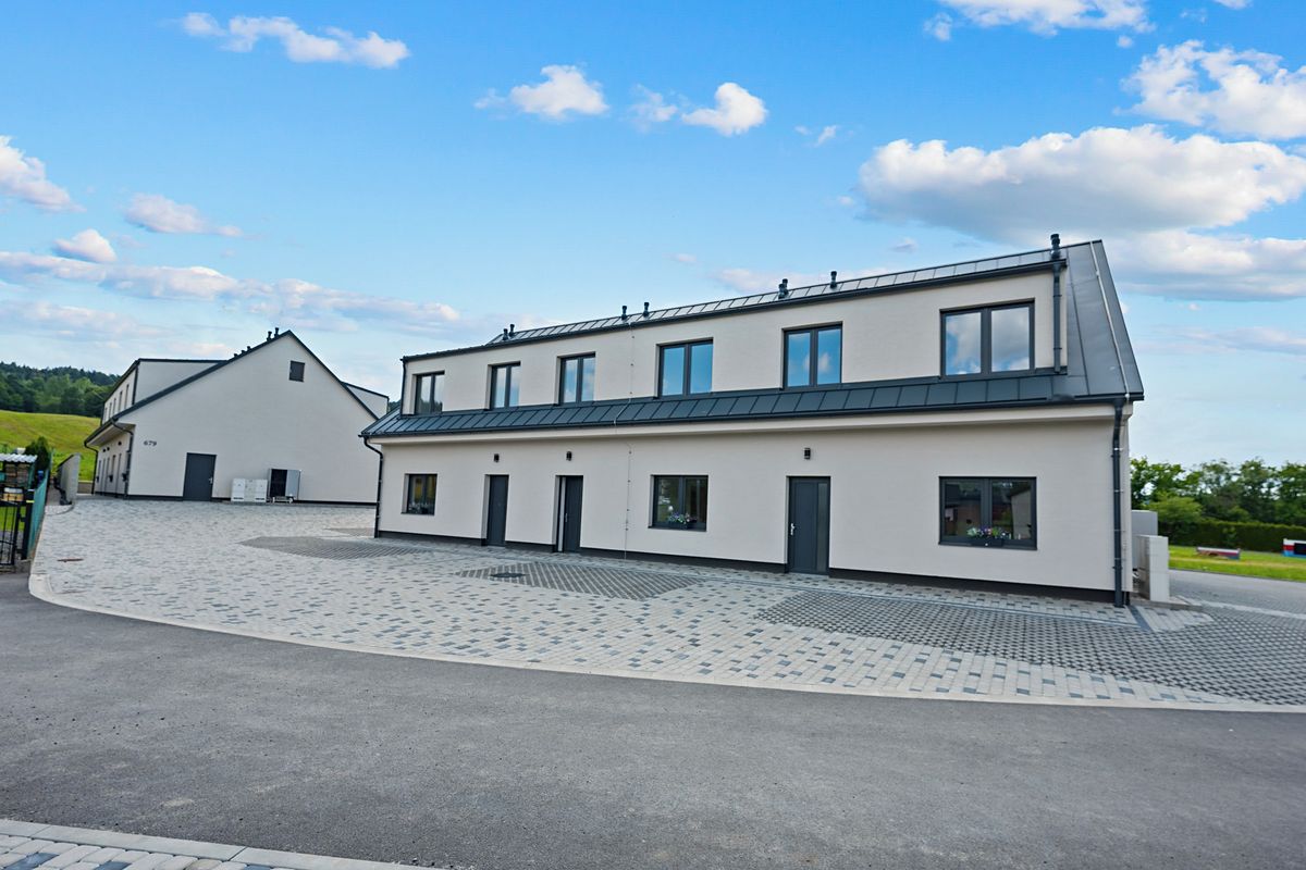 Prodej rodinného domu 126 m², pozemek 168 m² – fotografie 2