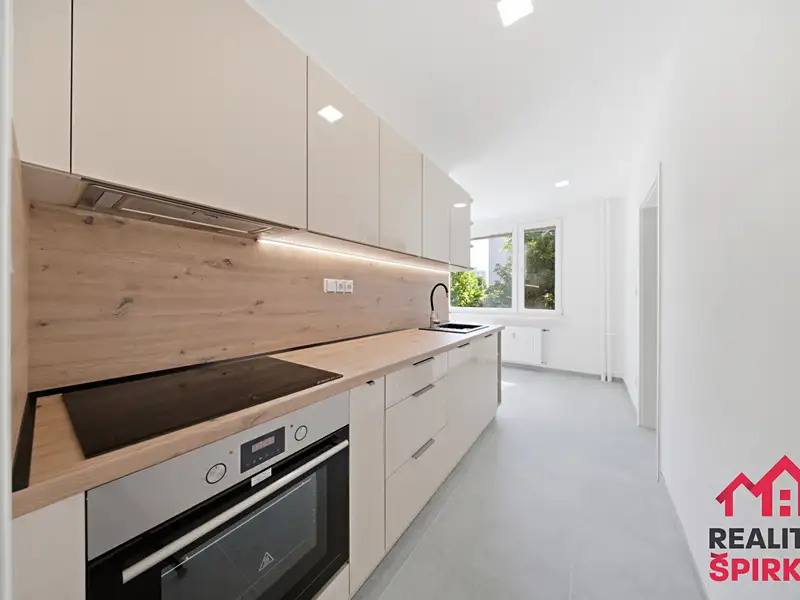 Pronájem bytu 3+1 65 m², Ústí nad Orlicí – náhled fotky 1