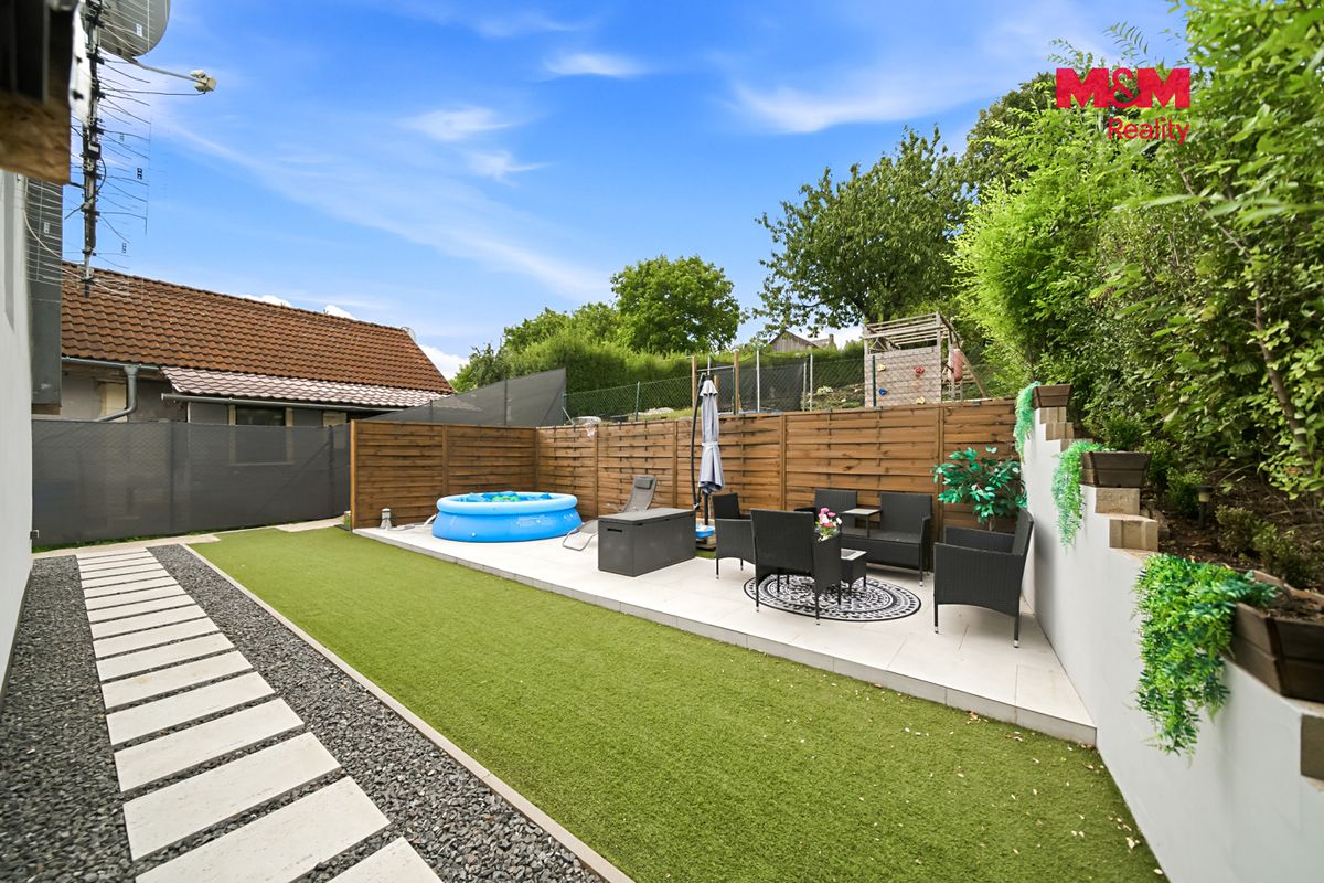 Prodej rodinného domu 180 m², pozemek 1159 m² – fotografie 3