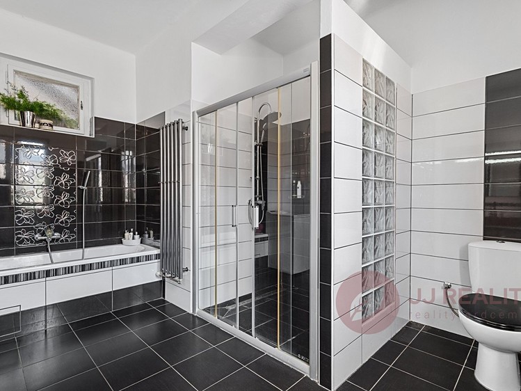 Будинок на продаж, 220 м² (28 з 47)