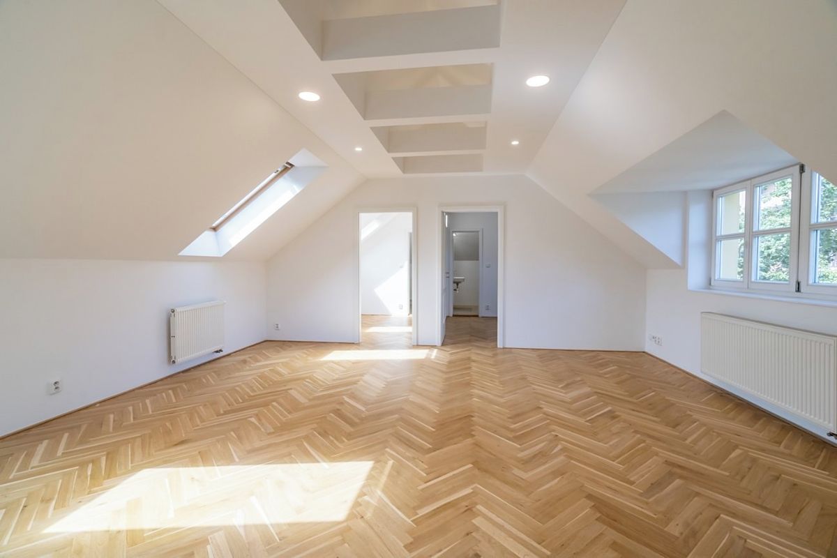 Pronájem bytu 3+kk 79 m² – fotografie 2