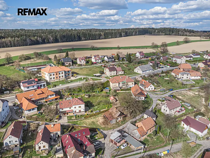 Prodej stavebního pozemku 496 m², Němčice – náhled fotky 2