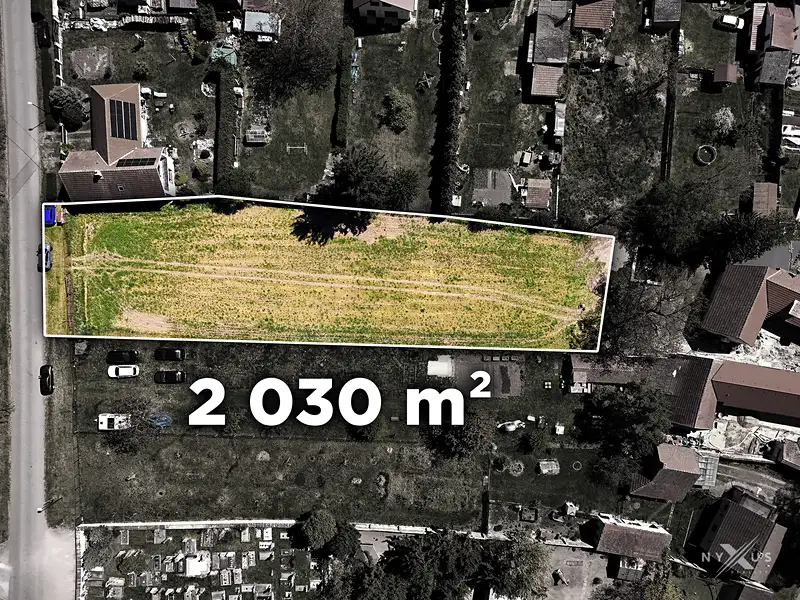 Prodej stavebního pozemku 2030 m², Chleby – náhled fotky 2