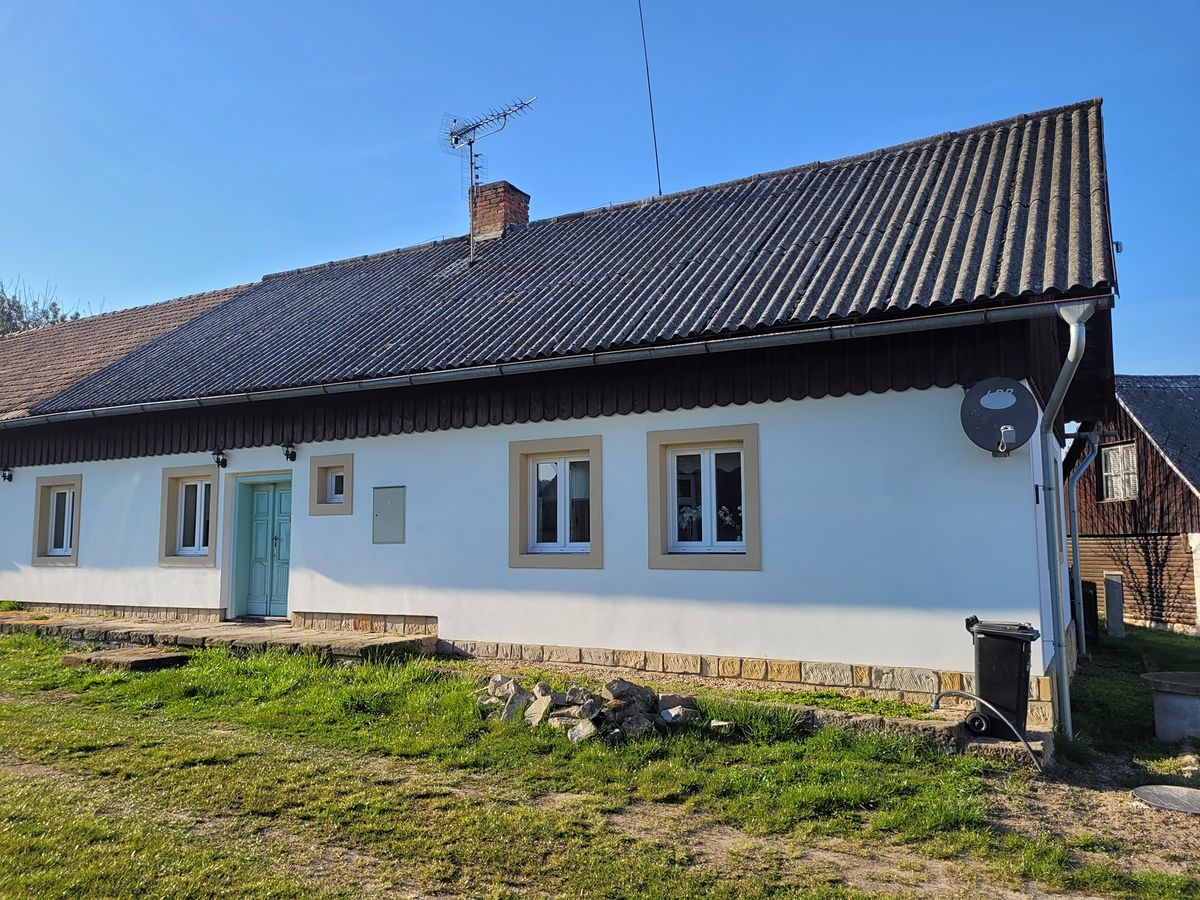 Prodej rodinného domu 120 m², pozemek 717 m² – fotografie 2