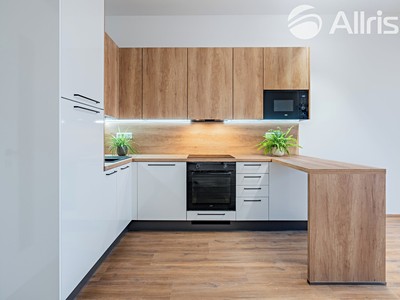 Pronájem obchodního prostoru 72 m²