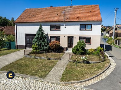 Prodej rodinného domu 310 m², pozemek 970 m²