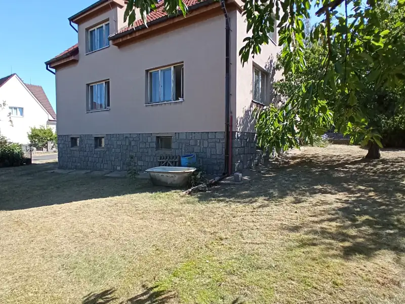Pronájem rodinného domu 193 m², pozemek 777 m², Příbram – náhled fotky 1