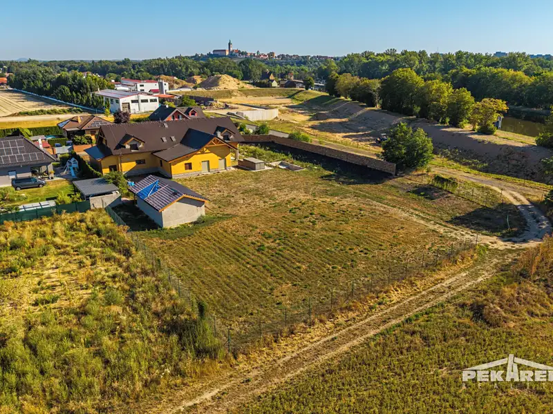 Prodej stavebního pozemku 604 m², Hořín – náhled fotky 1