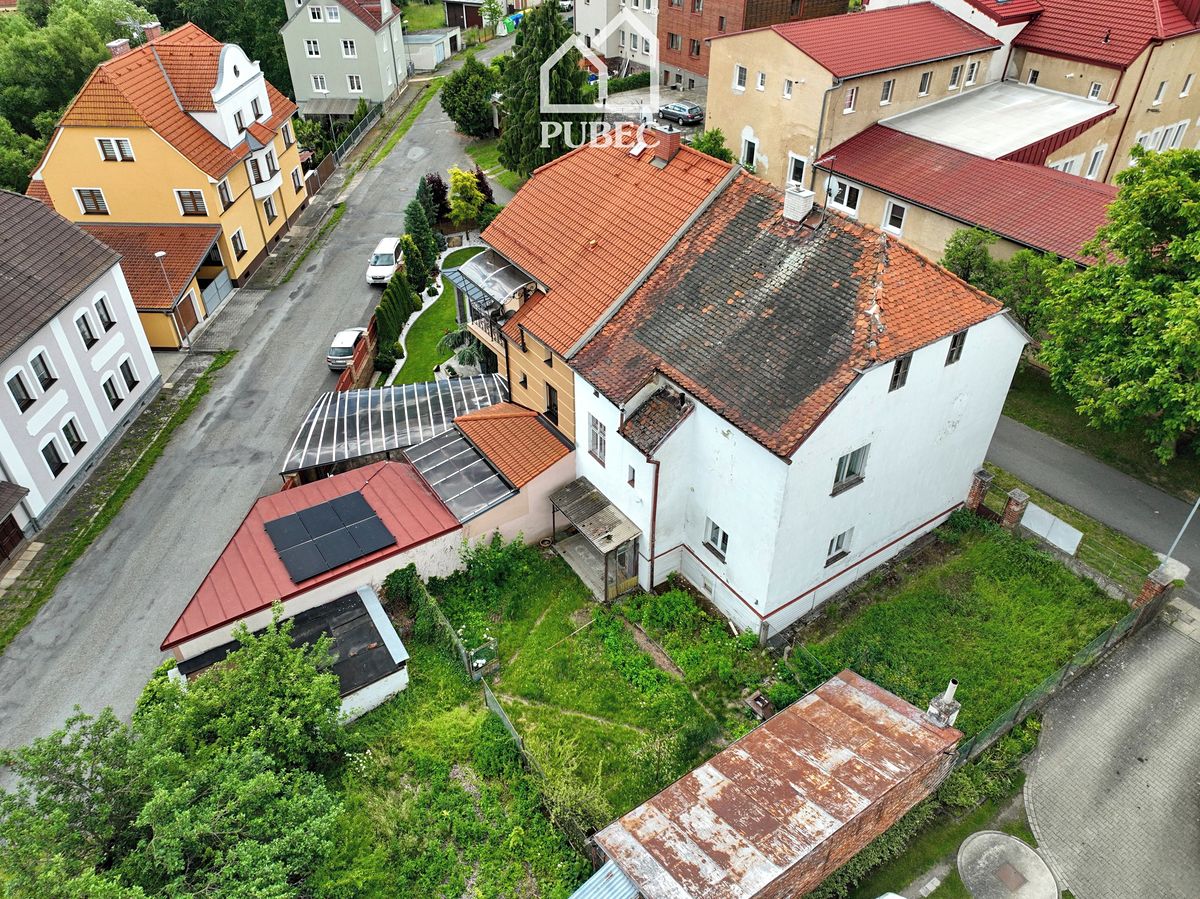 Prodej rodinného domu 200 m², pozemek 451 m² – fotografie 4