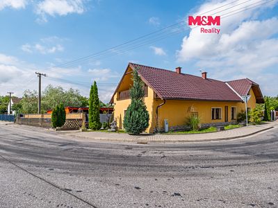Prodej rodinného domu 267 m², pozemek 574 m²