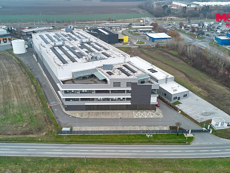 Комерційне приміщення на продаж, 5 777 м² (14 з 24)