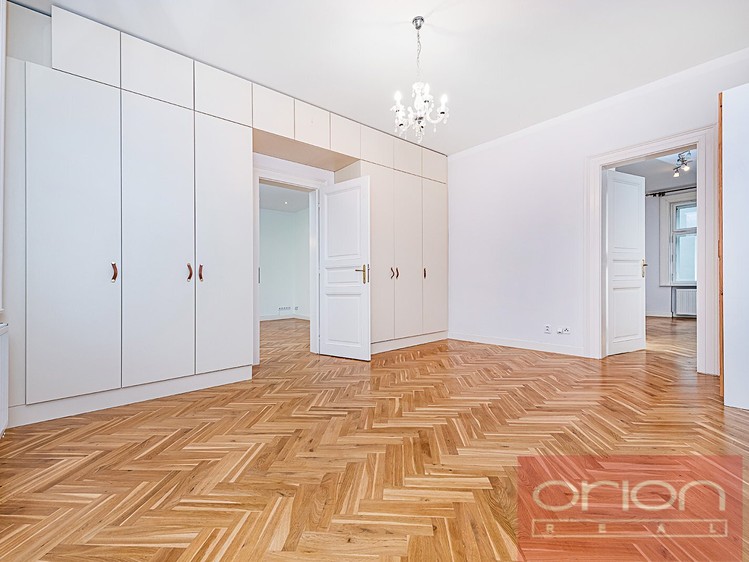 Pronájem bytu 3+1, 89 m² (6 z 17)