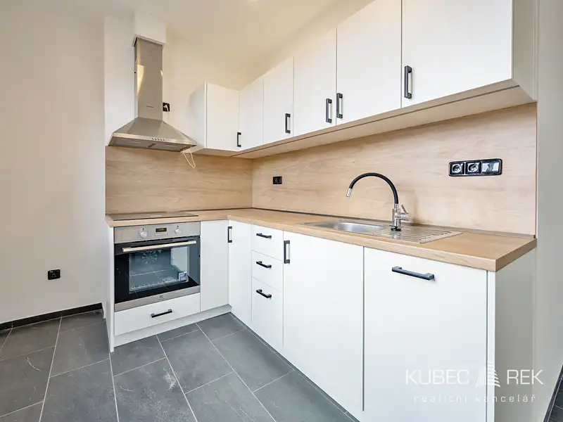 Prodej bytu 2+1 49 m², Pacov – náhled fotky 1