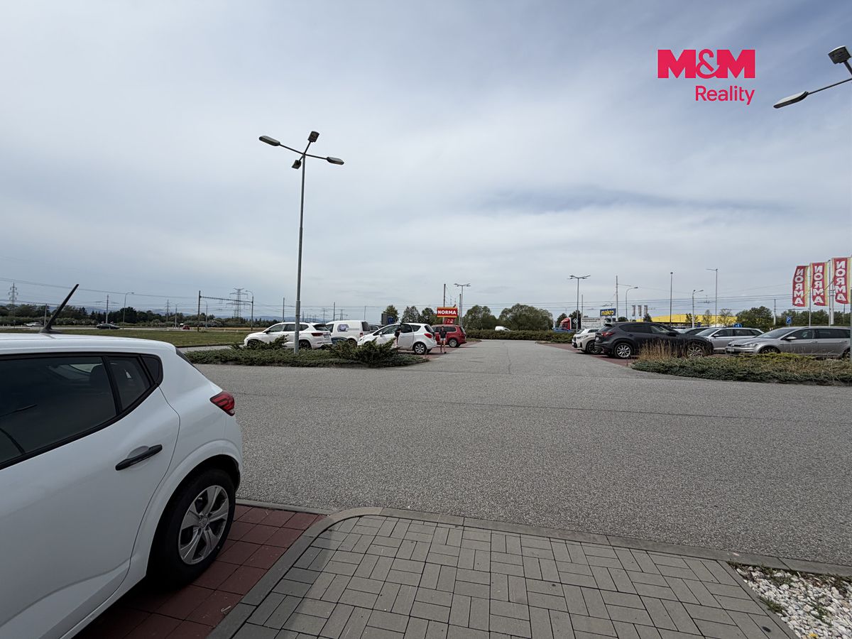 Pronájem obchodního prostoru 420 m² – fotografie 5