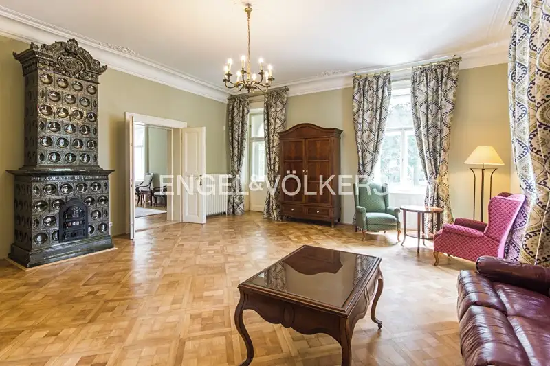 Pronájem rodinného domu 827 m², pozemek 7900 m², Praha – náhled fotky 1