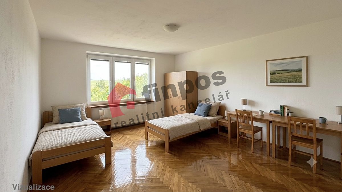 Pronájem rodinného domu 184 m², pozemek 674 m² – fotografie 2