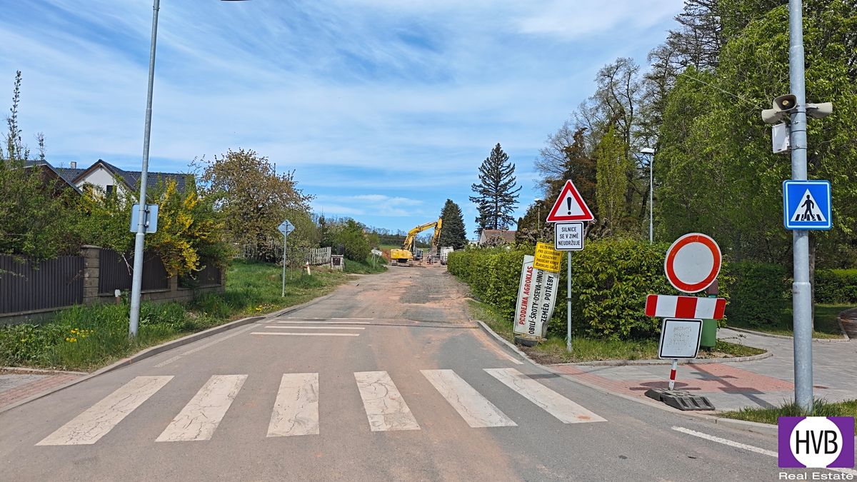 Prodej stavebního pozemku 940 m² – fotografie 5