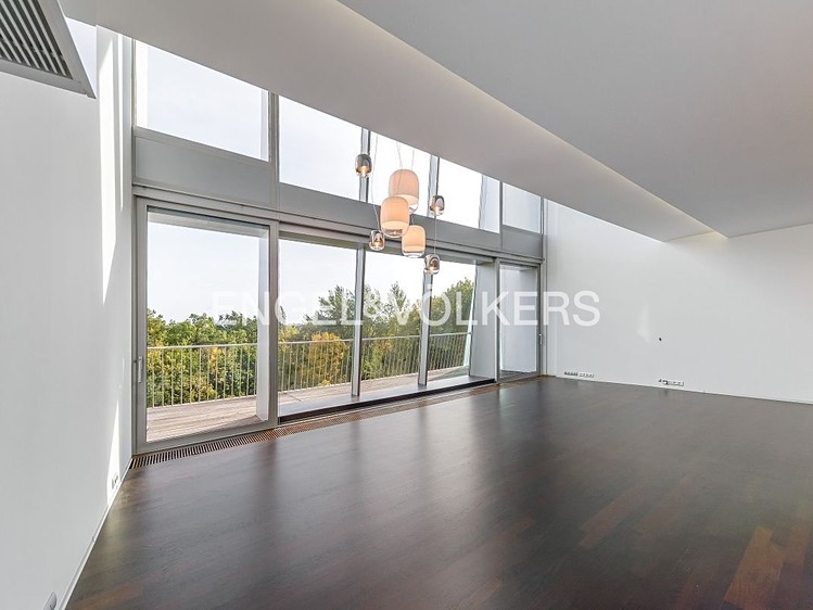 Pronájem bytu 6+, 297 m² (6 z 10)