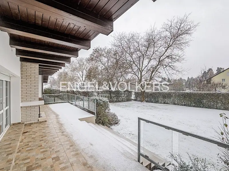 Pronájem rodinného domu 350 m², pozemek 761 m², Průhonice – náhled fotky 3
