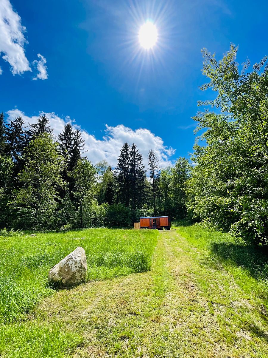 Prodej stavebního pozemku 1200 m² – fotografie 2