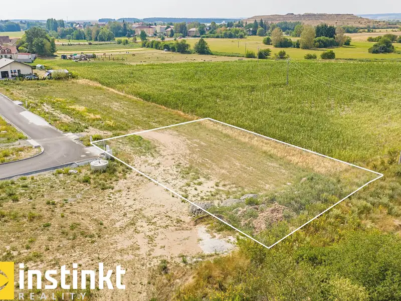 Prodej stavebního pozemku 1044 m², Zbůch – náhled fotky 1